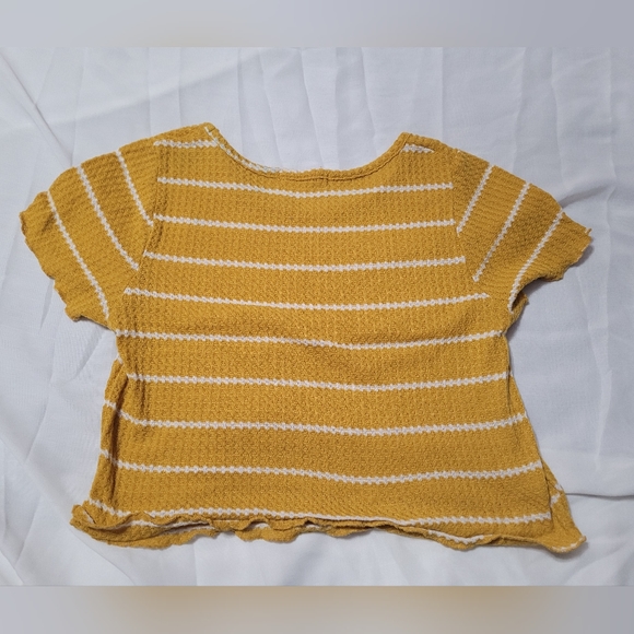 Small Caution to the Wind Women's Shirt - Picture 2 of 3